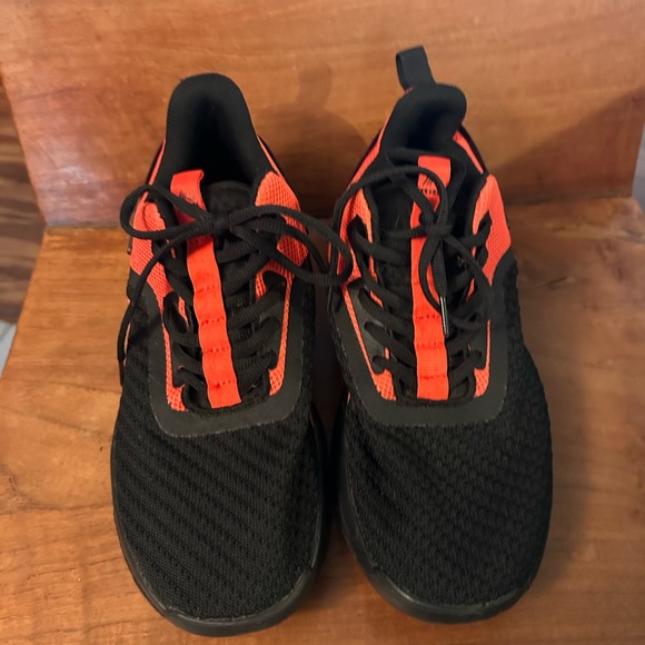 RBX size 9.5 men’s red black sneakers tennis running shoes - Picture 2 of 7